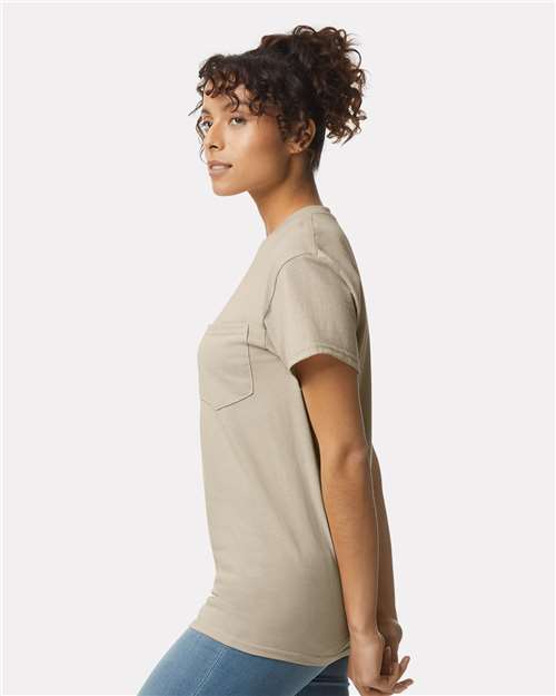 Gildan Unisex Ultra Cotton® Pocket T-Shirt 2300 - Sand