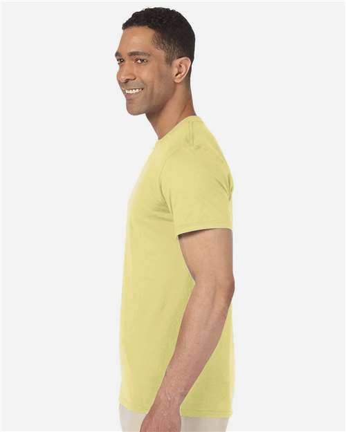 Gildan Unisex Softstyle® T-Shirt 64000 - Cornsilk