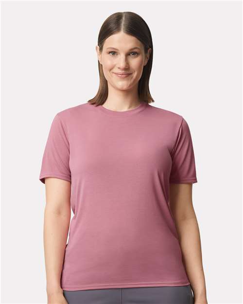 Gildan Unisex Performance® T-Shirt 42000 - Plumrose
