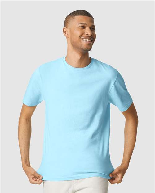64000 Men's Softstyle® T-Shirt - Sky