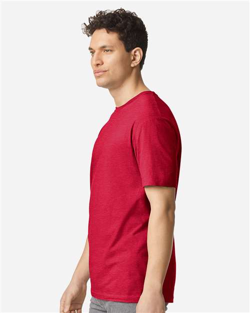 Gildan Unisex Light Cotton T-Shirt 3000 - Cherry Red