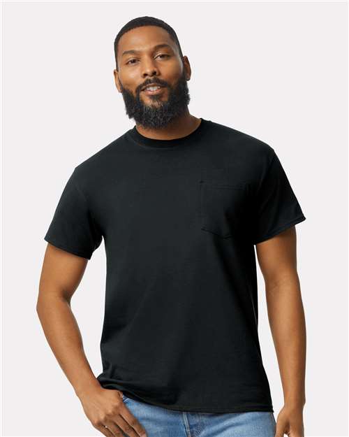 Gildan Unisex Ultra Cotton® Pocket T-Shirt 2300 - Black